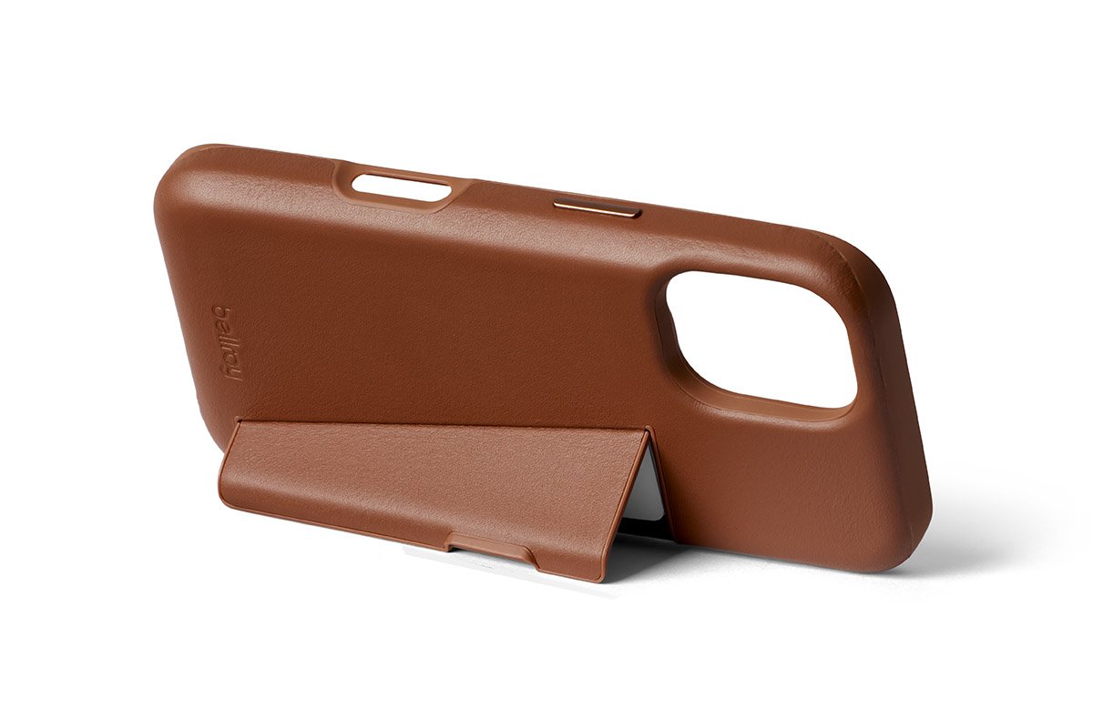 Bellroy Leder Card Case für iPhone 16 Braun iPhone 16 Lederimitat