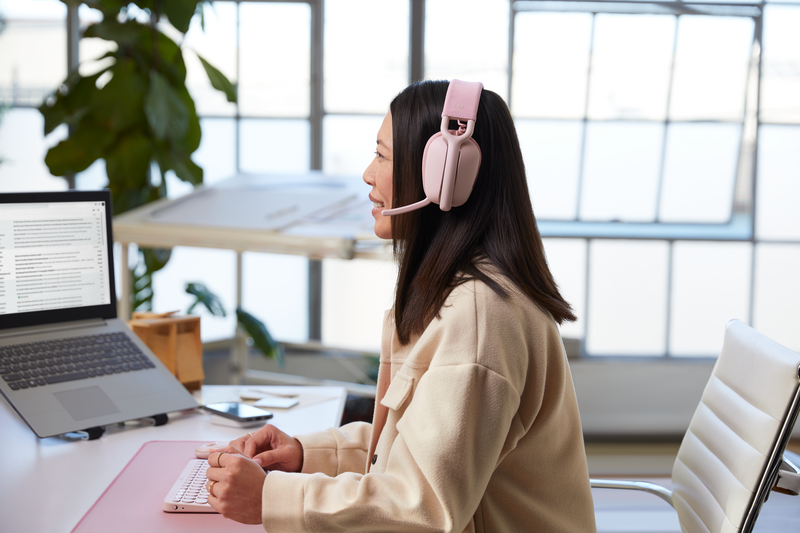 Logitech Zone Vibe 100, USB-C Empfänger Rosa Over-Ear Kabellos via USB