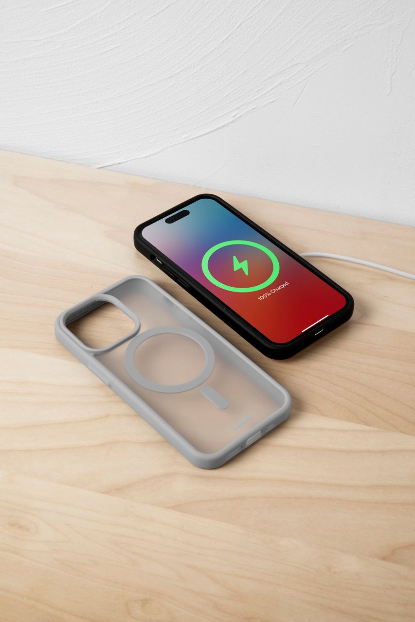 LAUT Huex Protect Case für iPhone iPhone 15 Pro Max Grau iPhone 15 Pro Max Kunststoff