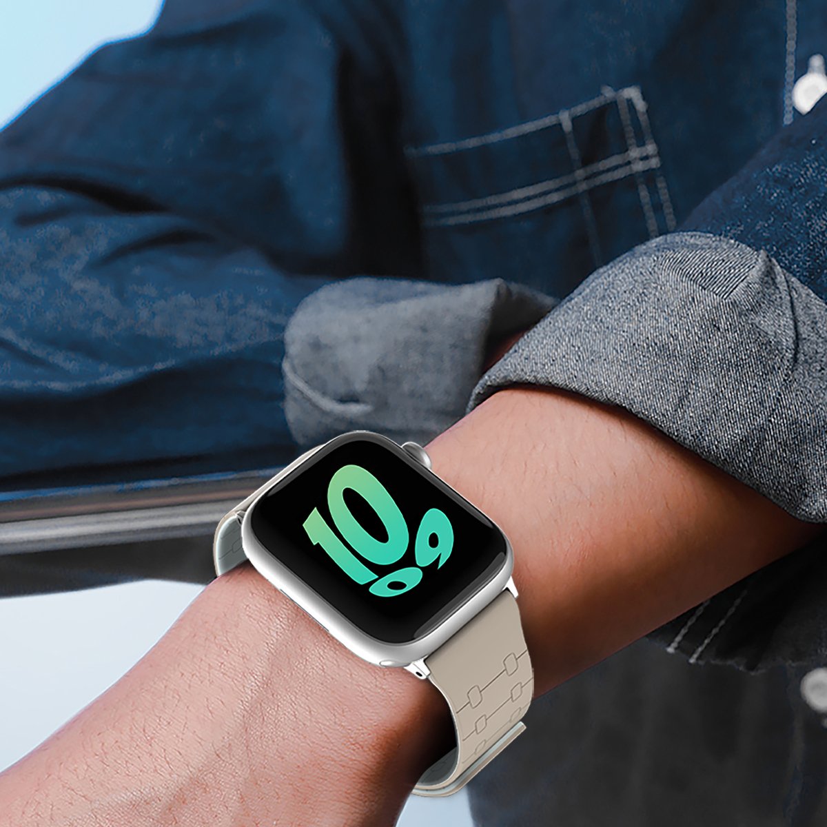 GUAN Premium Pro Armband für Apple Watch Khaki/Weiß 38mm 40mm 41mm 42mm (Series 10/11) Silikon