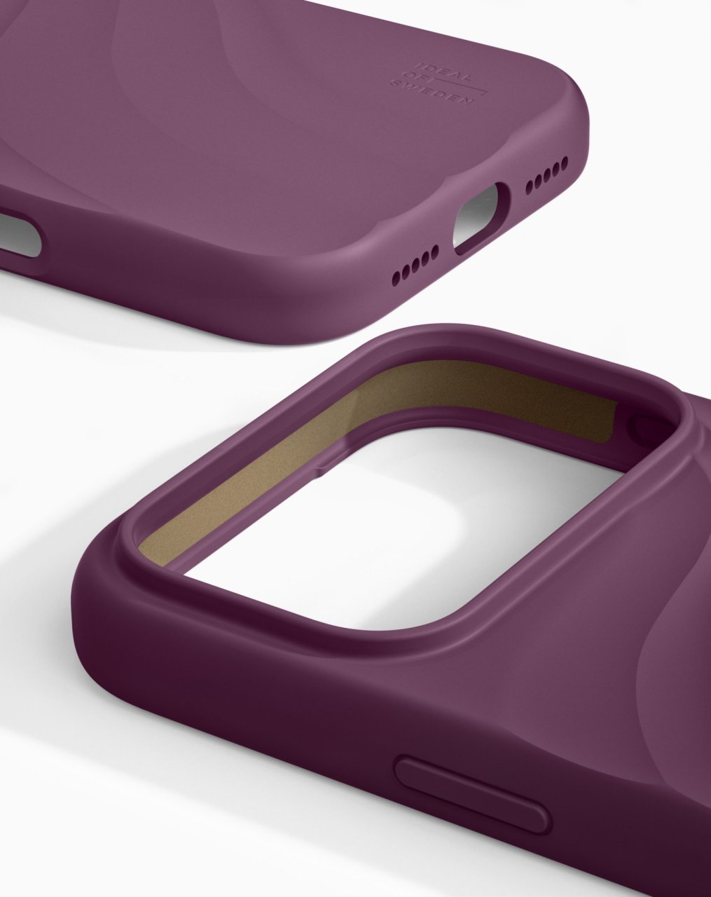 Ideal of Sweden Soft Swirl Case MagSafe iPhone 17 Pro Max / 18 Pro Max Velvet Plum iPhone 17 Pro Max iPhone 18 Pro Max