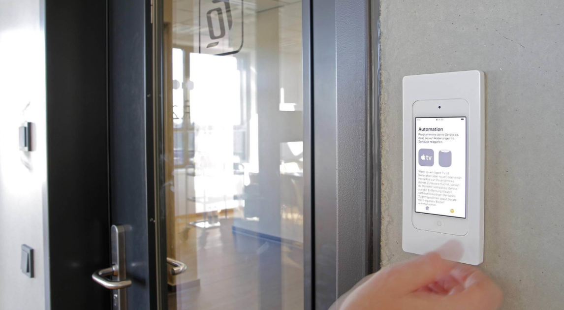 smart things sDock nano iP15 Wandhalterung für iPhone Silber