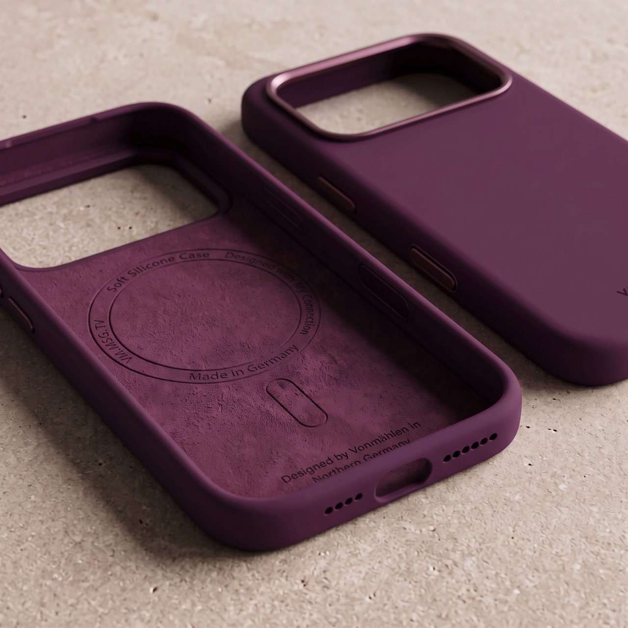 Soft Silicone Case 2 iPhone 18 Pro Max Burgundy iPhone 17 Pro Max iPhone 18 Pro Max