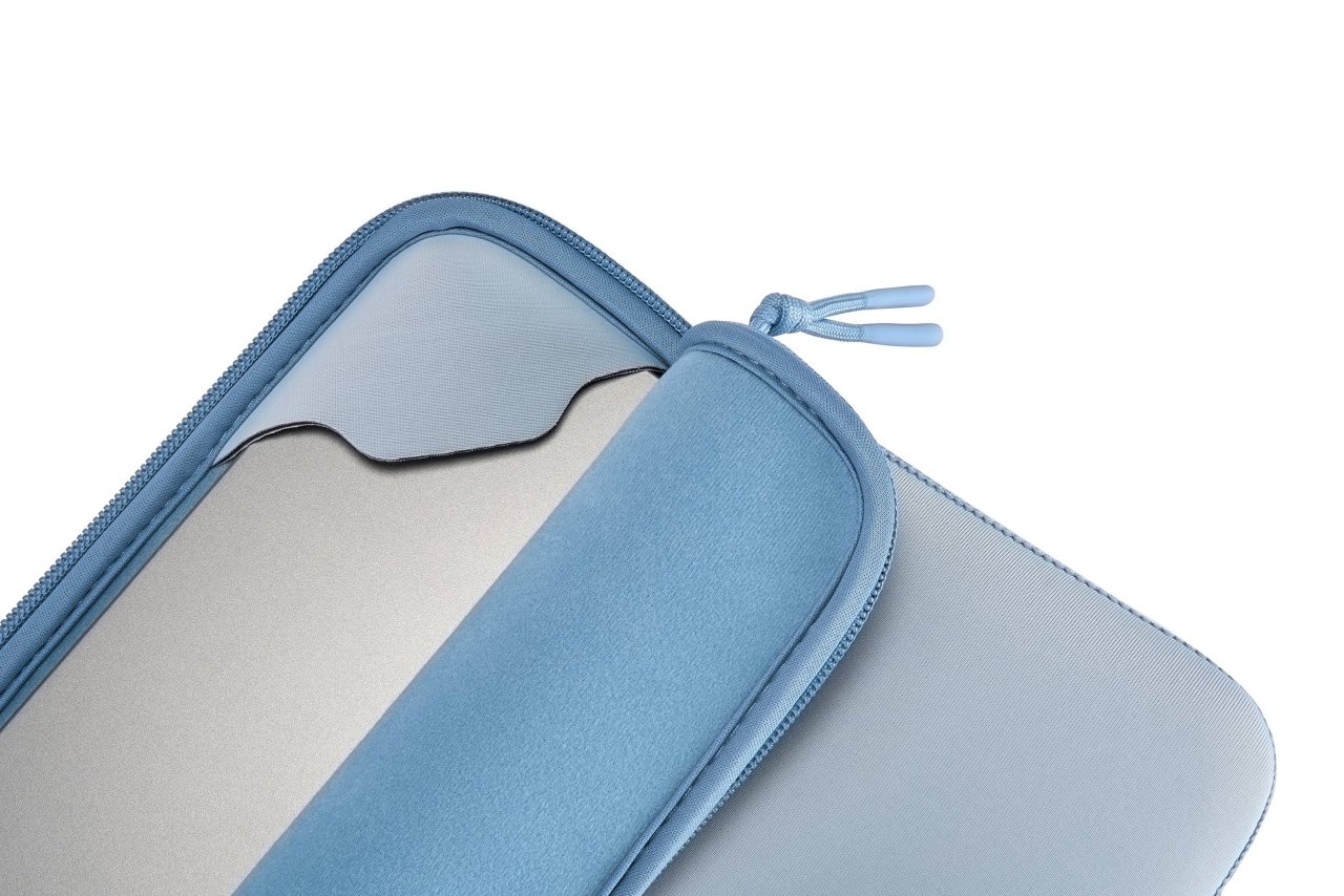 Tucano One Neopren Sleeve für Macbook Neo 13" (A18 Pro) Hellblau Macbook Neo 13“ (A18 Pro) Neopren