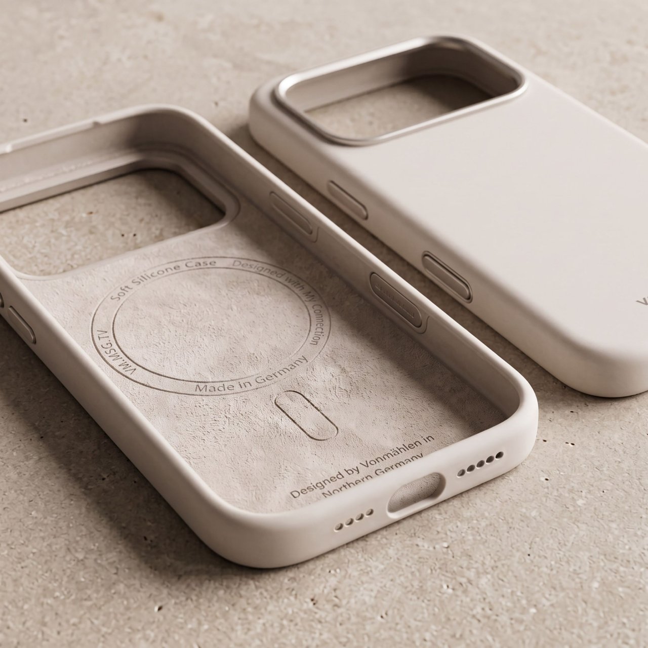 Soft Silicone Case 2 iPhone 18 Pro Max Cream iPhone 17 Pro Max iPhone 18 Pro Max